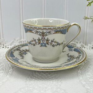 Royal Doulton Fine China Curzon Tea Cup & Saucer Gold Trim Floral Design